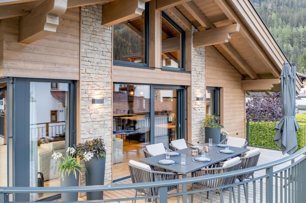 Alpenchalet Tirol Langenfeld Exterior photo